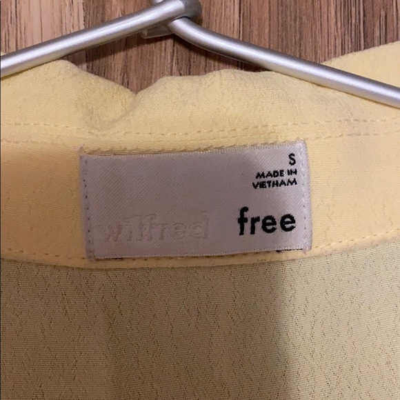 Wilfred pale yellow button up blouse - Picture 2 of 2